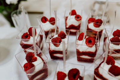 kaboompics_Raspberry dessert with cheesecake
